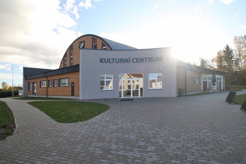 Sportovní a kulturní centrum Dolní Třebonín